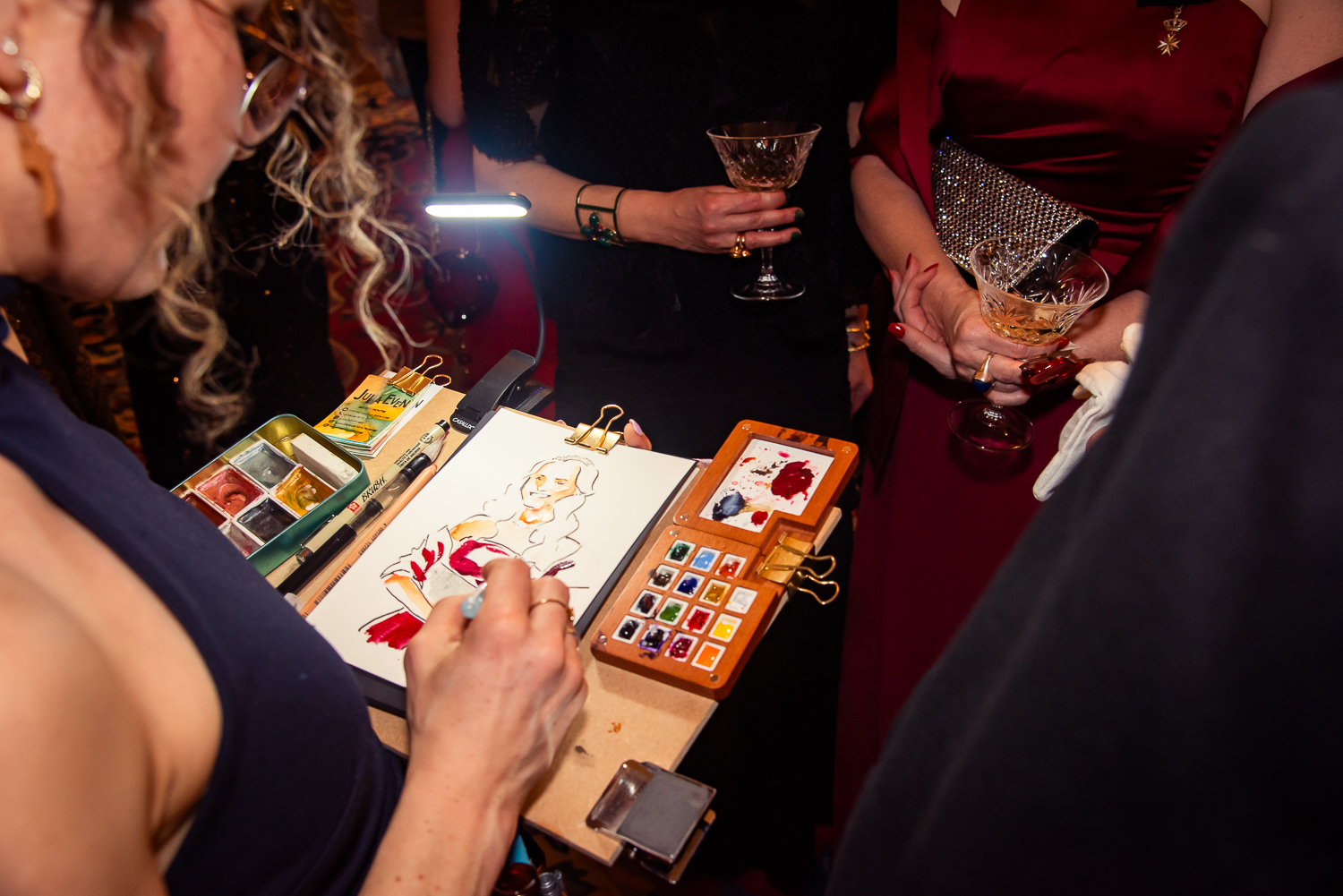 Julia Even artiste en direct pour des marques et événements de luxe